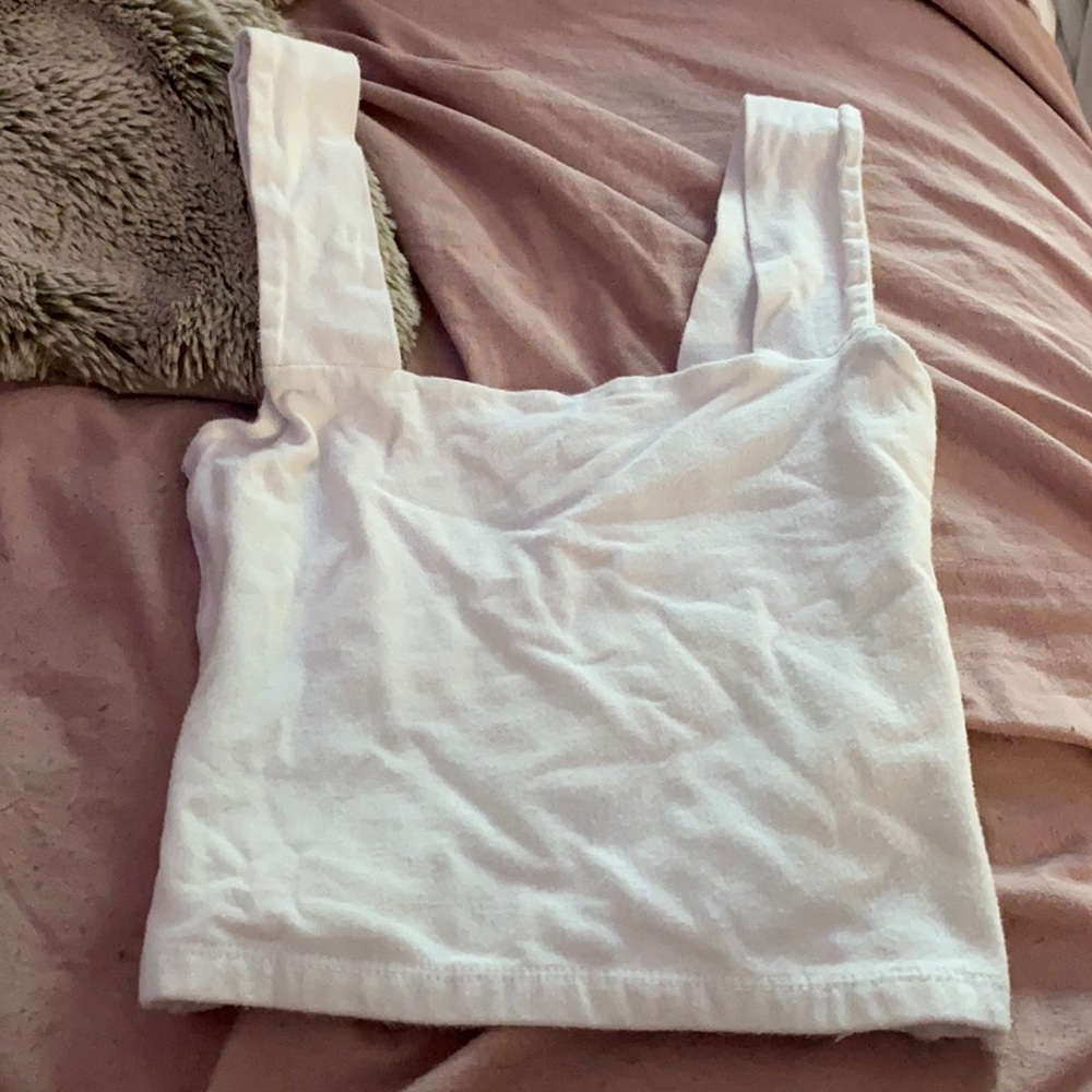 Aeropostale White tank, cropped, size extra small